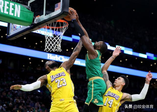  杰伦布朗强势发挥凯尔特人力克篮网