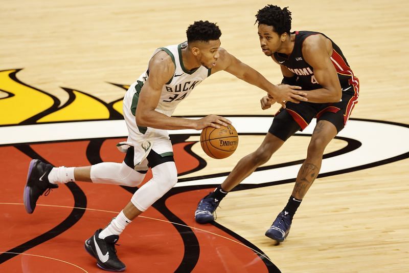  米切尔三分如雨骑士浇灭热火攻势