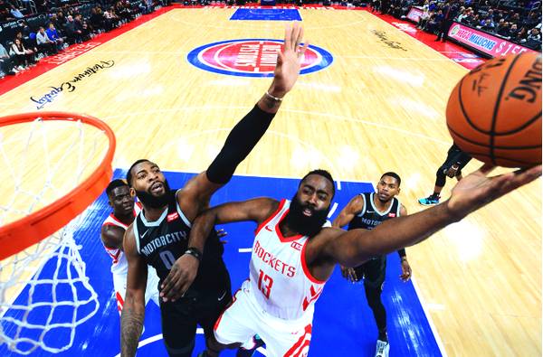  三分命中率创新高，外线火力覆盖全场